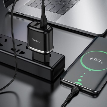 Чорний зарядний пристрій Hoco N4 з двома USB портами та шнуром MicroUSB