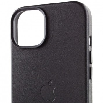 Черный кожаный чехол для iPhone 12 Pro Max от бренда AA Plus с функцией MagSafe, отображенный на нейтральном фоне.