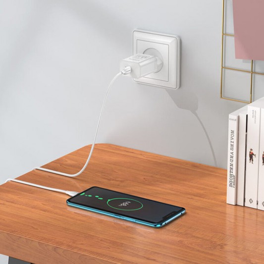 Зарядний пристрій для телефона - Borofone BA65A Single port PD20W + Type-C + Type-C Білий - зображення 1 