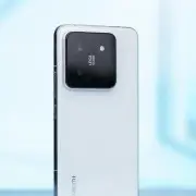 "Живые" фото новинки Xiaomi 14 Pro и комплект поставки