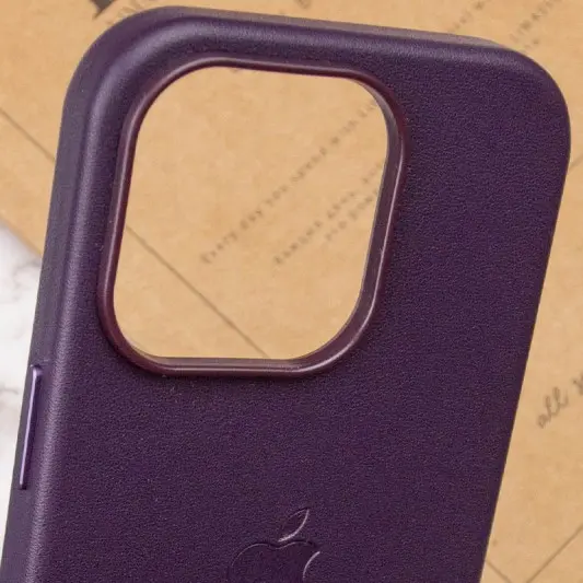 Кожаный чехол Leather Case (AAA) with MagSafe для Apple iPhone 14 Pro (6.1"), Deep Violet - изображение 5