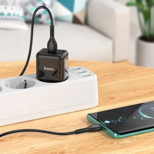 СЗУ Hoco N32 Glory PD30W (1USB-C) + кабельType-C to Lightning Black - изображение 4