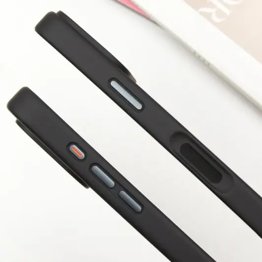 TPU+PC чехол Metal Buttons для Apple iPhone 16 Pro (6.3") Черный - изображение 1