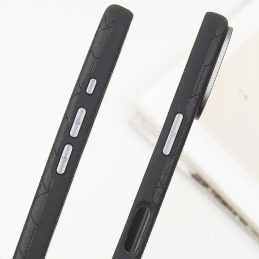Шкіряний чохол Carved with MagSafe для Apple iPhone 16 (6.1") Black - зображення 4 