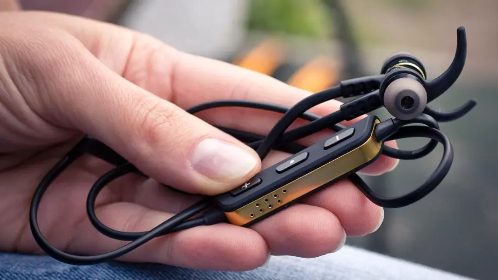 Есть ли разница между TWS и Bluetooth-наушниками