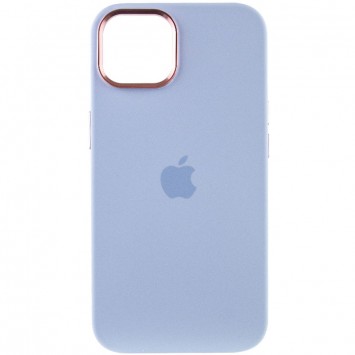 Синій силіконовий чохол для iPhone 14 з металевими кнопками в кольорі Blue Fog.