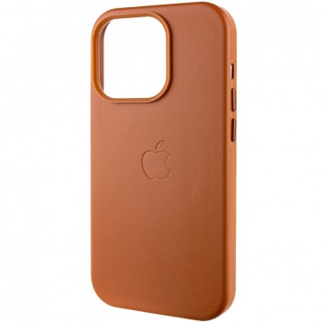 Коричневый кожаный чехол Leather Case (AA Plus) с системой MagSafe для Apple iPhone 13 Pro (6.1"") на белом фоне.