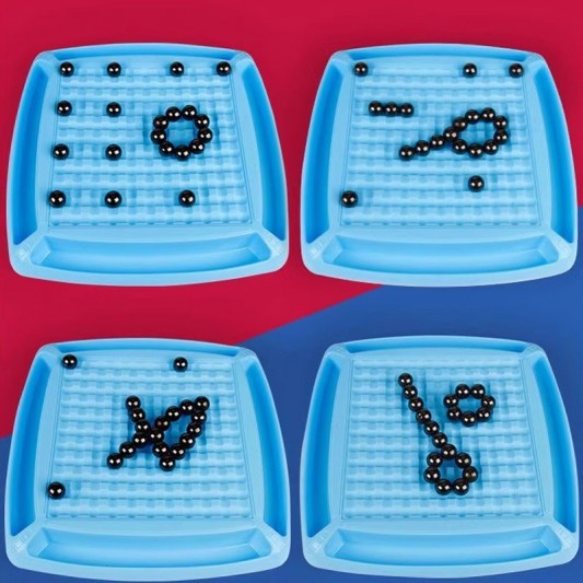 Настольная интерактивная игра Ummi 33042 Magnetic Chess Battle - изображение 1