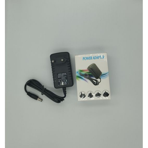 Універсальний зарядний пристрій / Зарядка / 9V 2A / AC/DC Adapoer / Чорний