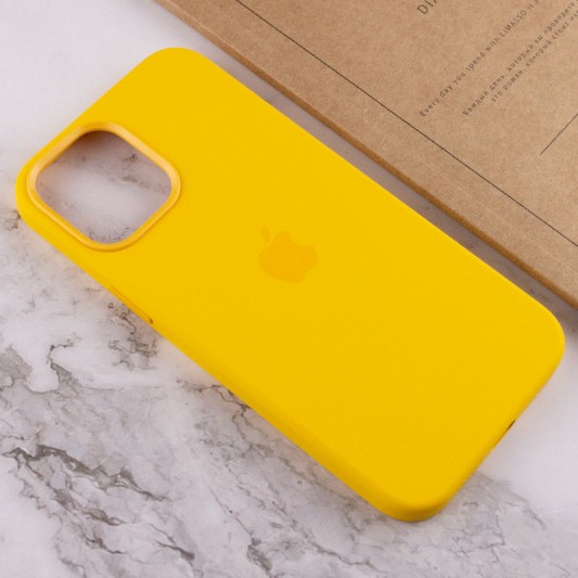 Чехол Silicone case (AAA) with Magsafe and Animation для Apple iPhone 12 Pro / 12 (6.1") Желтый / Sunflower - изображение 6