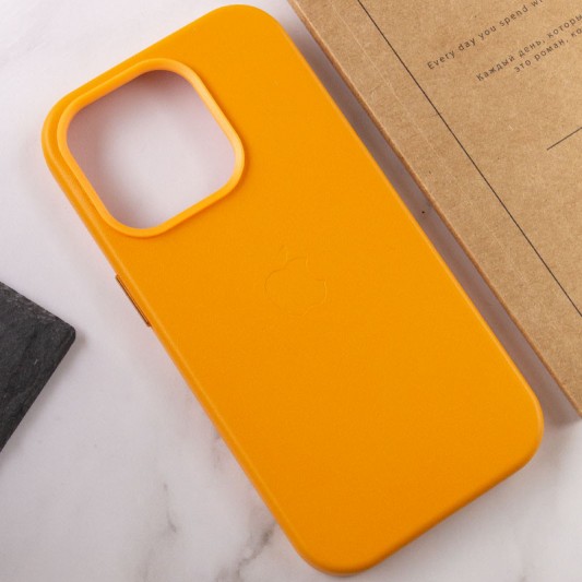 Шкіряний чохол Leather Case (AA Plus) with MagSafe для Apple iPhone 13 Pro Max (6.7") Golden Brown - зображення 6 