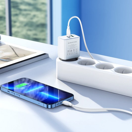 СЗУ Borofone BA67A PD20W+QC3.0 (1USB-A/1C) + кабель Type-C to Lightning Белый - изображение 3