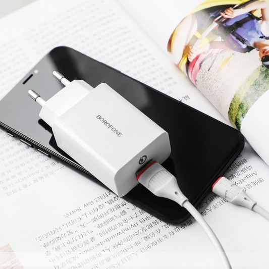 СЗУ Borofone BA21A Long journey QC3.0 3A (1USB-A) + кабель USB to MicroUSB Белый - изображение 4