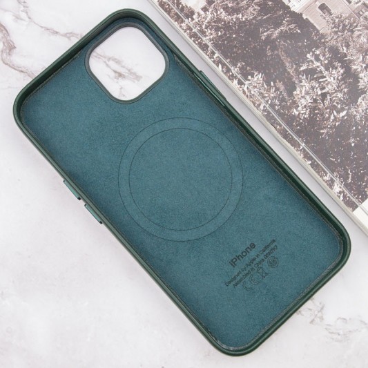 Кожаный чехол Leather Case (AAA) with MagSafe and Animation для Apple iPhone 13 (6.1") Sequoia Green - изображение 5
