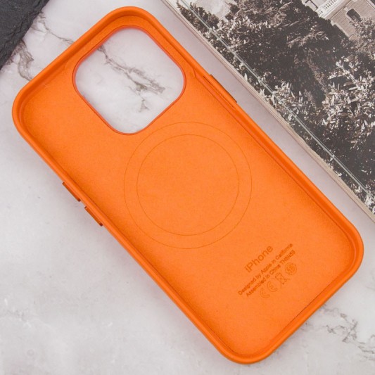 Кожаный чехол Leather Case (AAA) with MagSafe and Animation для Apple iPhone 14 Pro (6.1") Orange - изображение 5