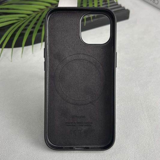 Кожаный чехол Leather Case (AAA) with MagSafe and Animation для Apple iPhone 15 Pro (6.1") Black - изображение 1