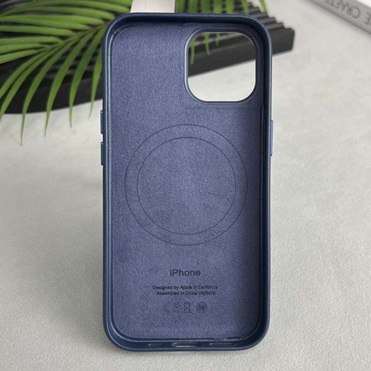 Кожаный чехол Leather Case (AAA) with MagSafe and Animation для Apple iPhone 15 Pro (6.1") Blue - изображение 1