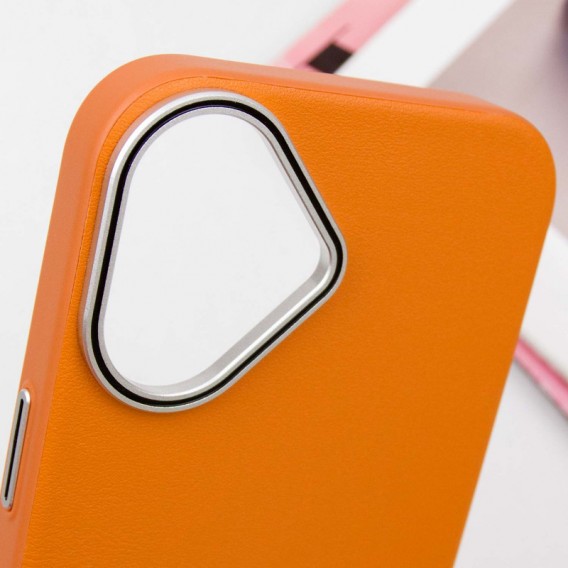 Чехол SGP PC+Leather with MagSafe для Apple iPhone 16 Plus (6.7 дюйма) Brown