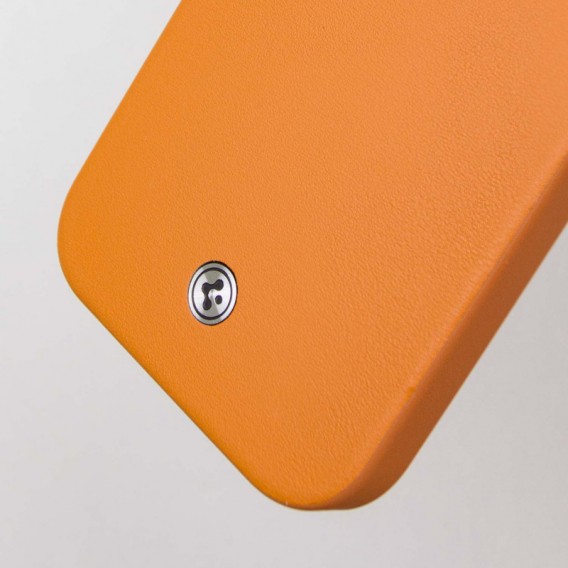 Чехол SGP PC+Leather with MagSafe для Apple iPhone 16 Plus (6.7 дюйма) Brown