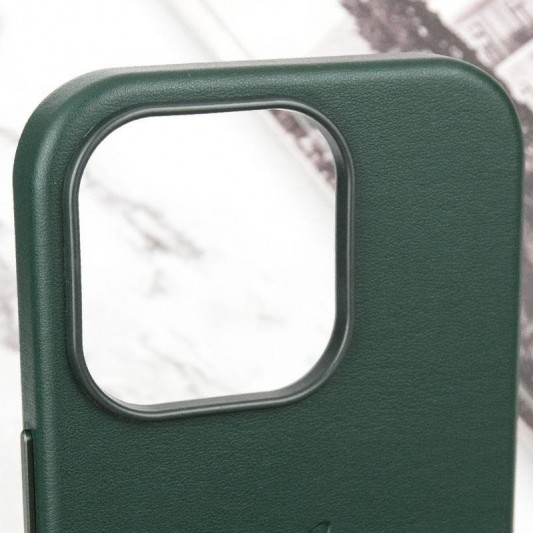 Шкіряний чохол Leather Case (AAA) with MagSafe and Animation для Apple iPhone 15 Pro (6.1") Green - зображення 3 