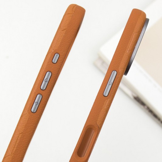 Кожаный чехол Carved with MagSafe для Apple iPhone 16 (6.1") Orange - изображение 4