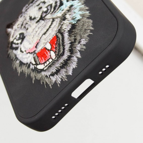 TPU+PC чехол Friends для Apple iPhone 16 (6.1) Black Tiger