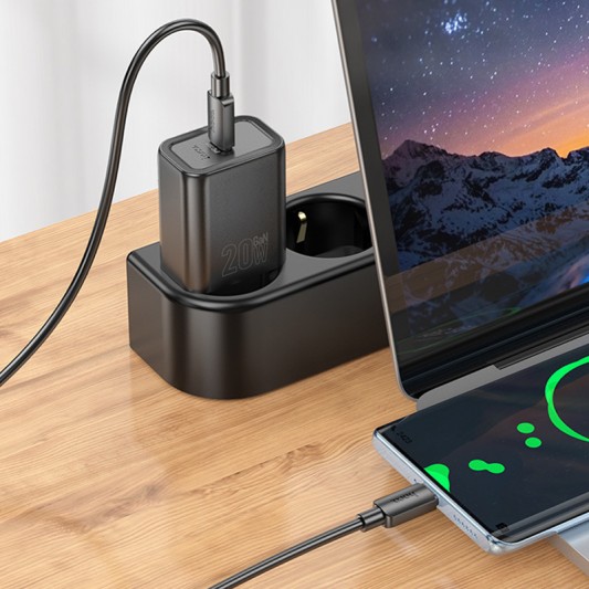 СЗУ Hoco N60 Gentle PD20W (1USB-C) + кабель Type-C to Lightning Black - изображение 5