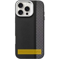 TPU чехол Pixel Craft with MagSafe для Apple iPhone 16 (6.1 дюйма) Carbon Line