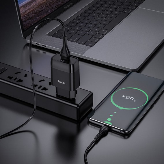 МЗП Hoco C72Q Glorious QC3.0 18W (1USB-A) + кабель USB to MicroUSB Чорний МЗП Hoco C72Q Glorious QC3.0 18W (1USB-A) + кабель USB to MicroUSB Чорний