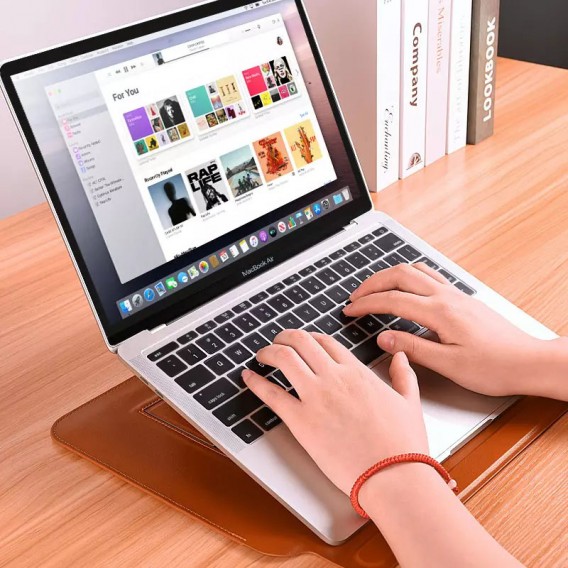 Чохол з підставкою WIWU SKIN PRO Portable Stand Sleeve 13.3" Коричневий